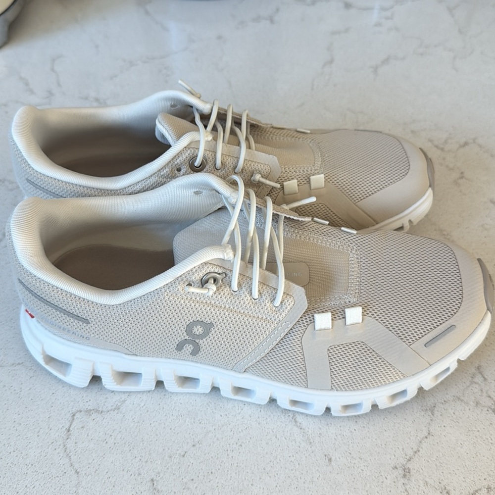 On Running Women's Sneakers in White